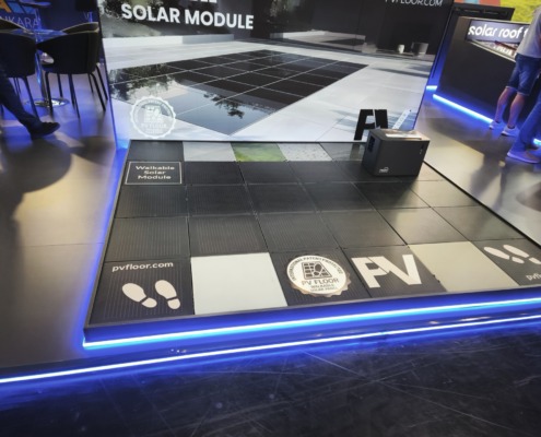 Begehbare Photovoltaik-Module eröffnen neue Einsatzmöglichkeiten Begehbare Photovoltaik-Module eröffnen neue Einsatzmöglichkeiten