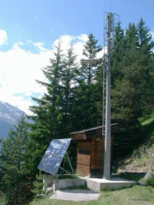 Sendemast ATB-Becker 40 Jahre Photovoltaik